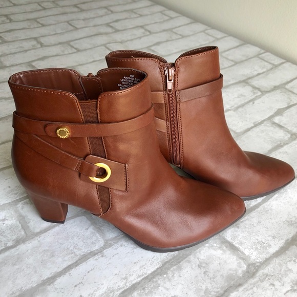 Anne Klein Shoes - ANNE KLEIN ANKLE BOOTS